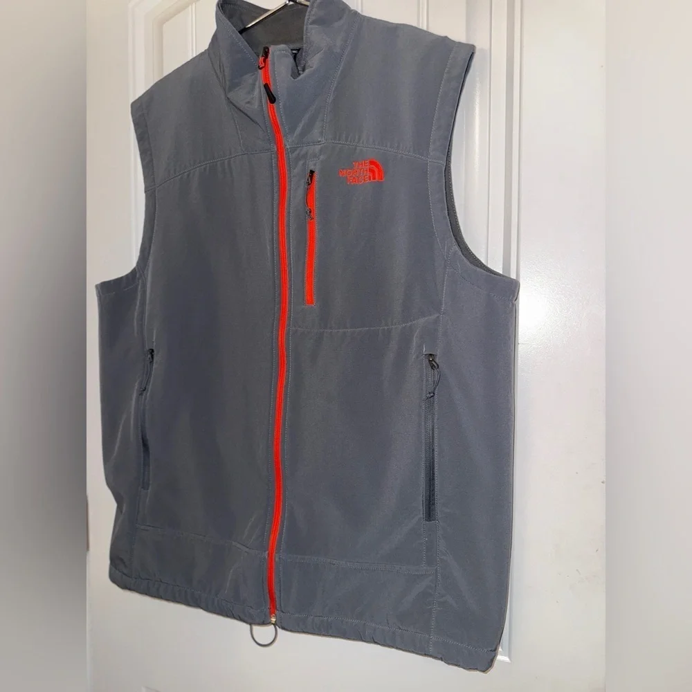The North Face Men's Apex Bionic Vest Large in gray and Orange
